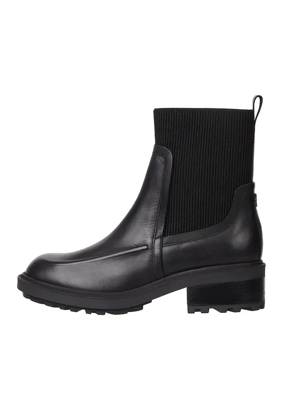 Botine din piele cu segmente elastice - Negru