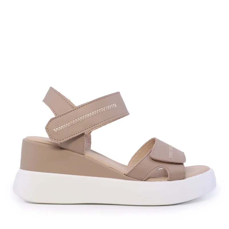 Sandale cu platformă si barete reglabile femei taupe din piele 1991DS0320TA