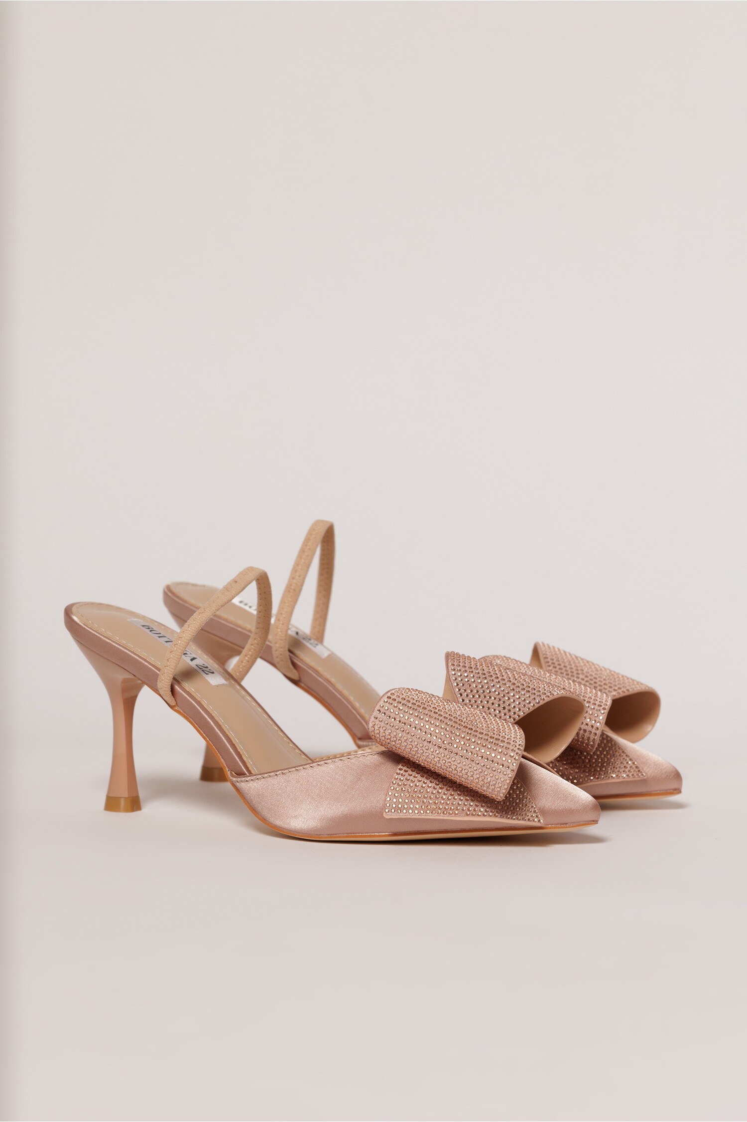 Pantofi rose din material satinat cu funda maxi stralucitoare